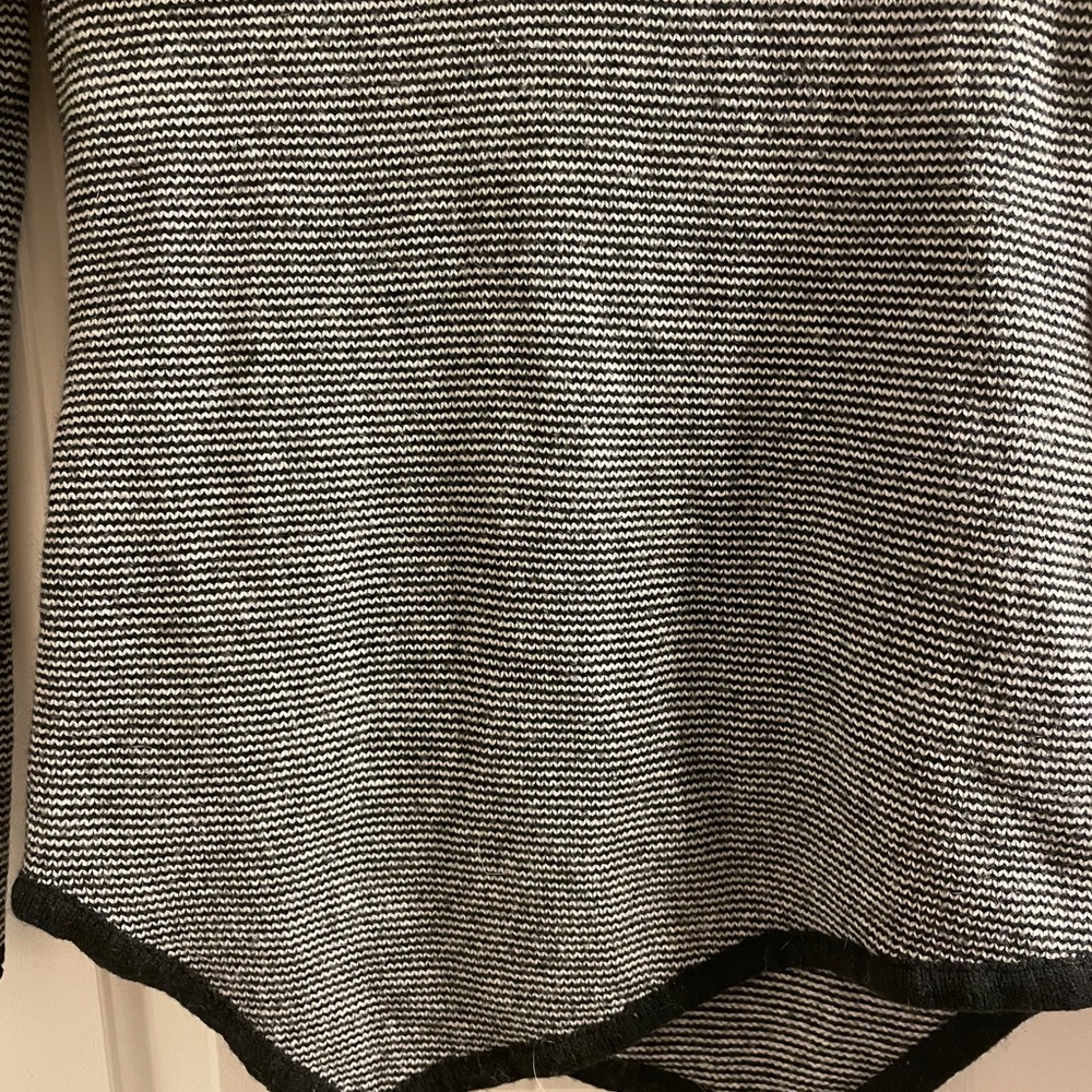 Express Turtleneck - Picture 5 of 5